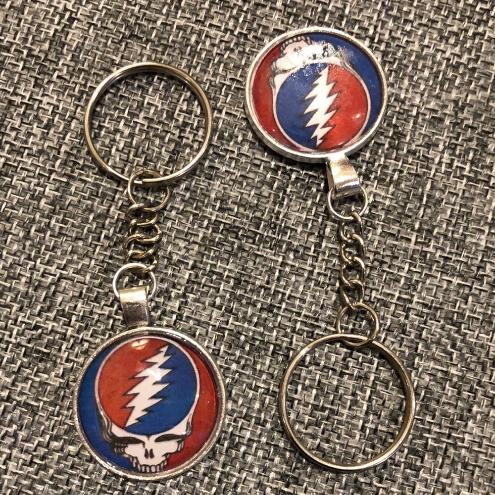 SOLD BUYITWHENFOUND Custom Grateful Dead Keychains SKULL STEAL YOUR FACE - Picture 5 of 6